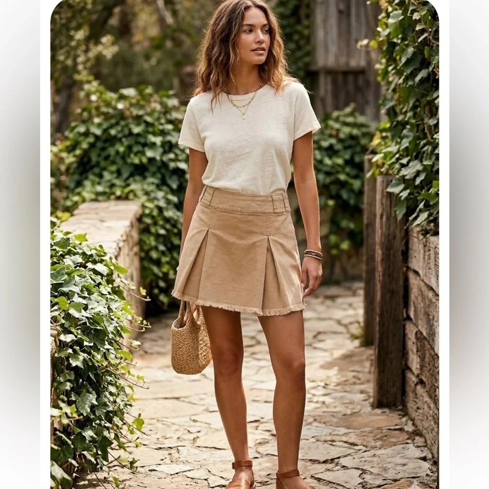 FREE PEOPLE Frayed Khaki Pleated Mini Skirt - Picture 1 of 5
